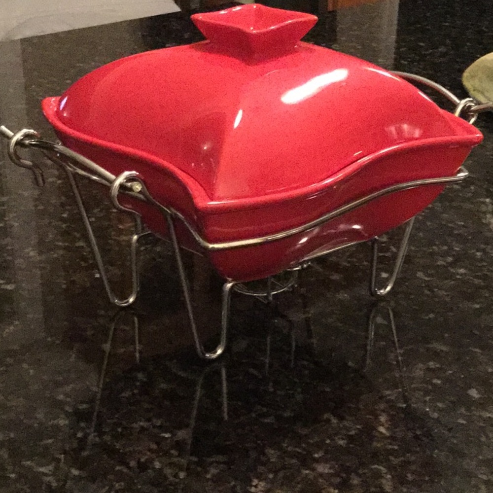 Covered dish with candle warmer